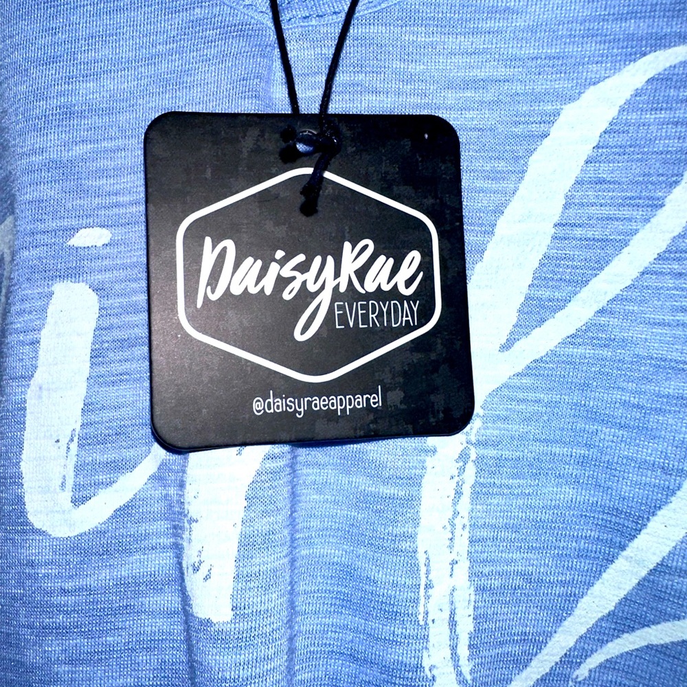 Daisy Rae Everyday Tee Shirt - Picture 6 of 6